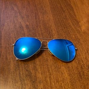 Ray ban aviator sunglasses